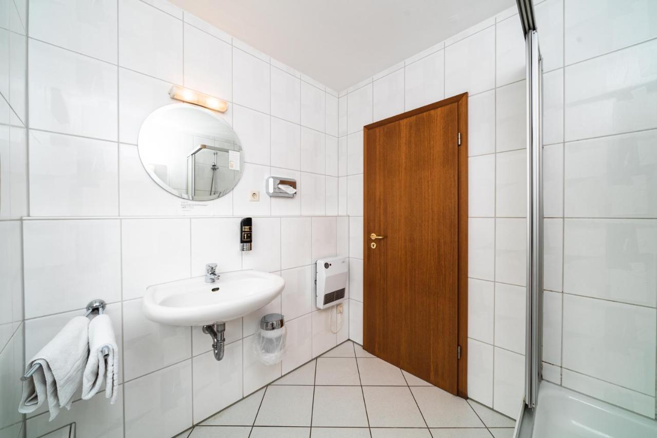 G & L Hotel Dortmund Ngoại thất bức ảnh