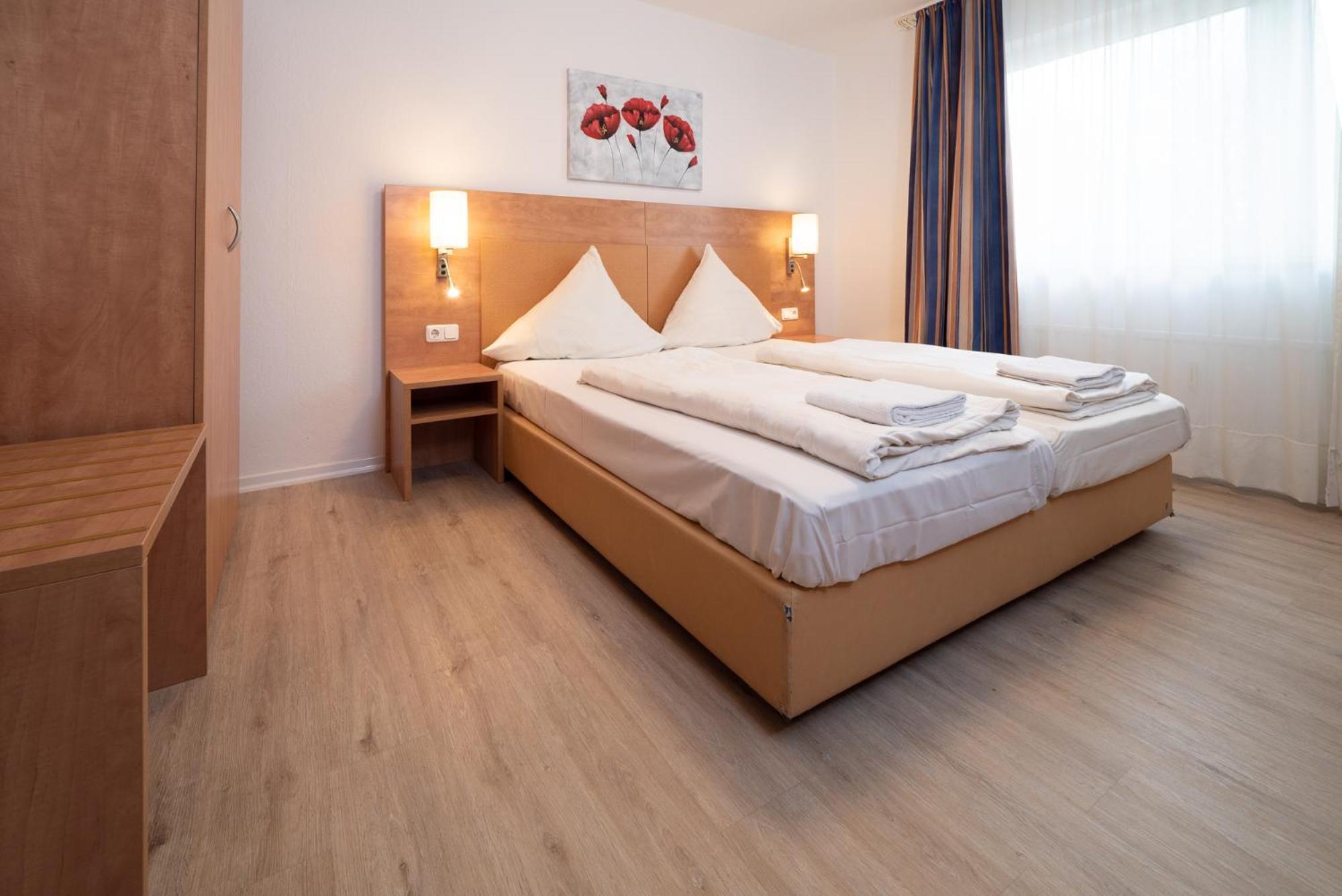 G & L Hotel Dortmund Ngoại thất bức ảnh