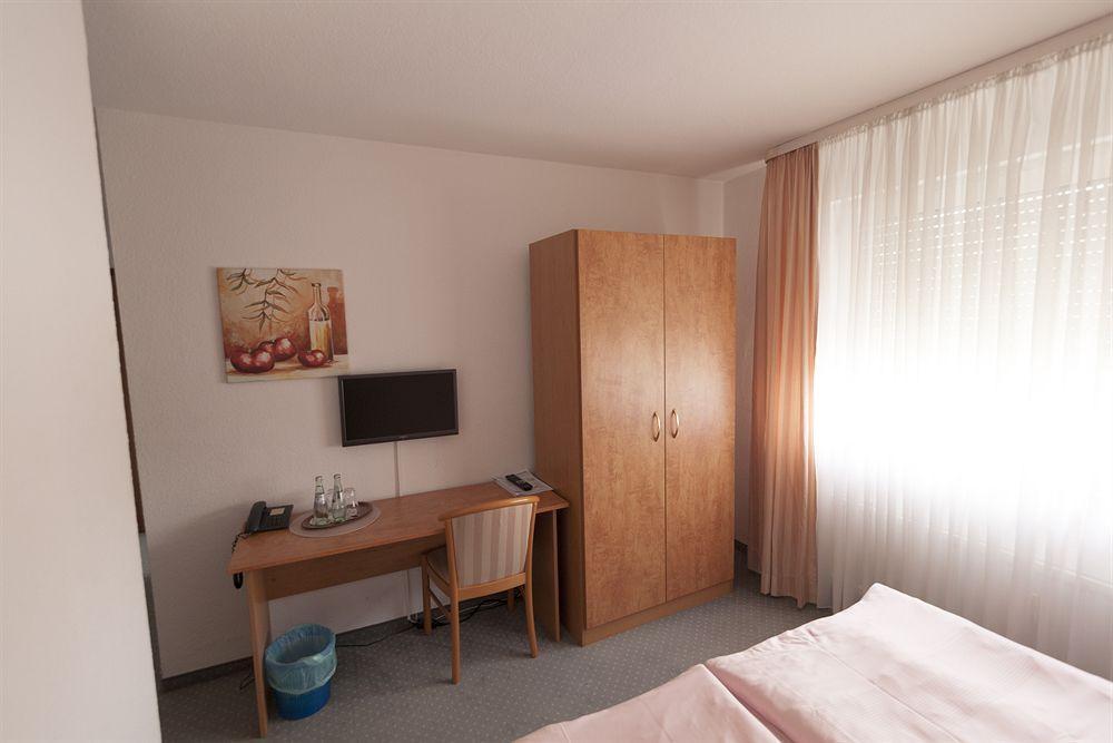 G & L Hotel Dortmund Ngoại thất bức ảnh